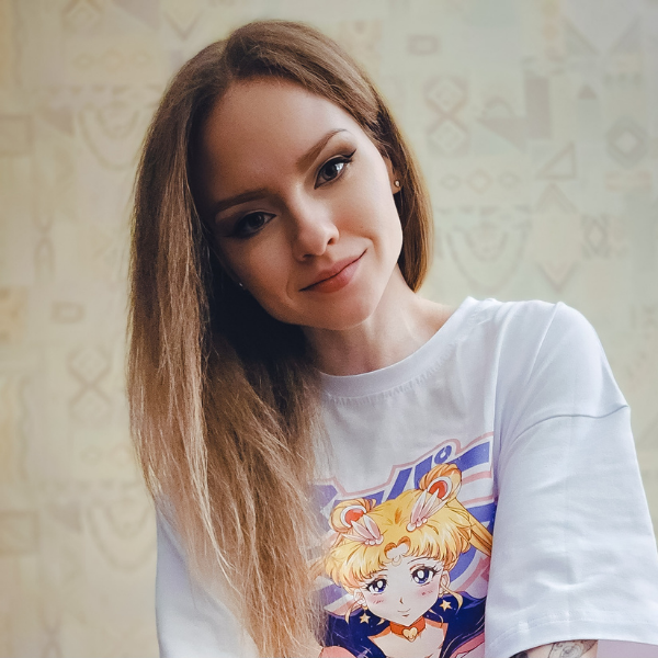 Юлия Ларина