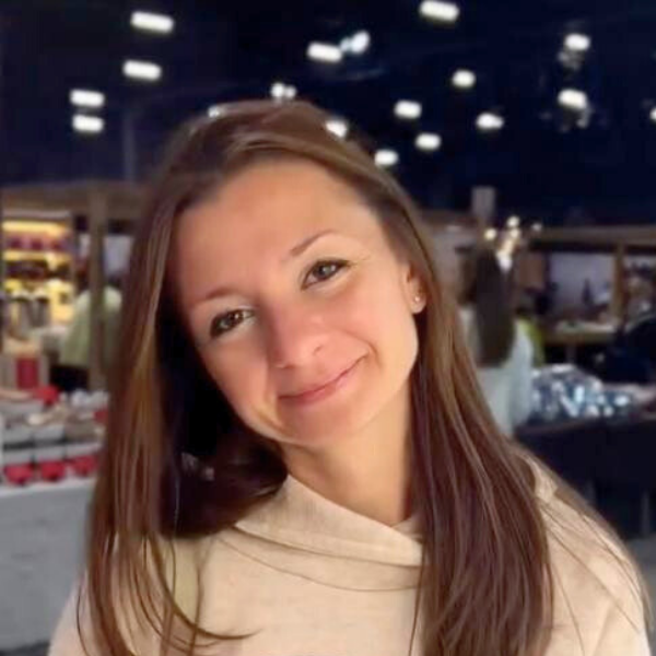 Александра Косова